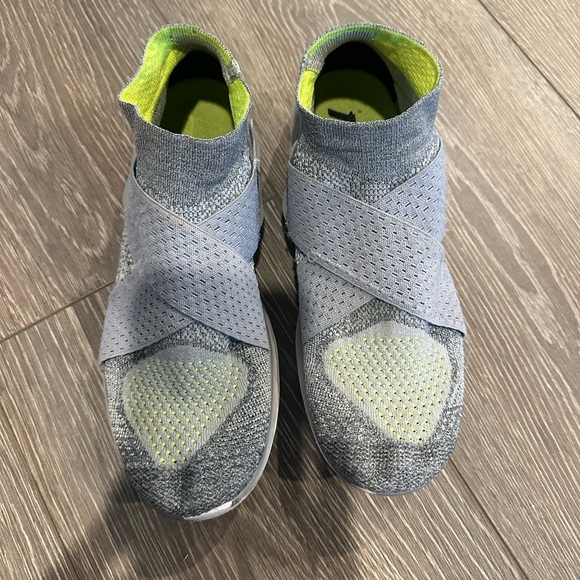 Nike Women's Athletic Shoes - Gray and Green - Picture 2 of 3